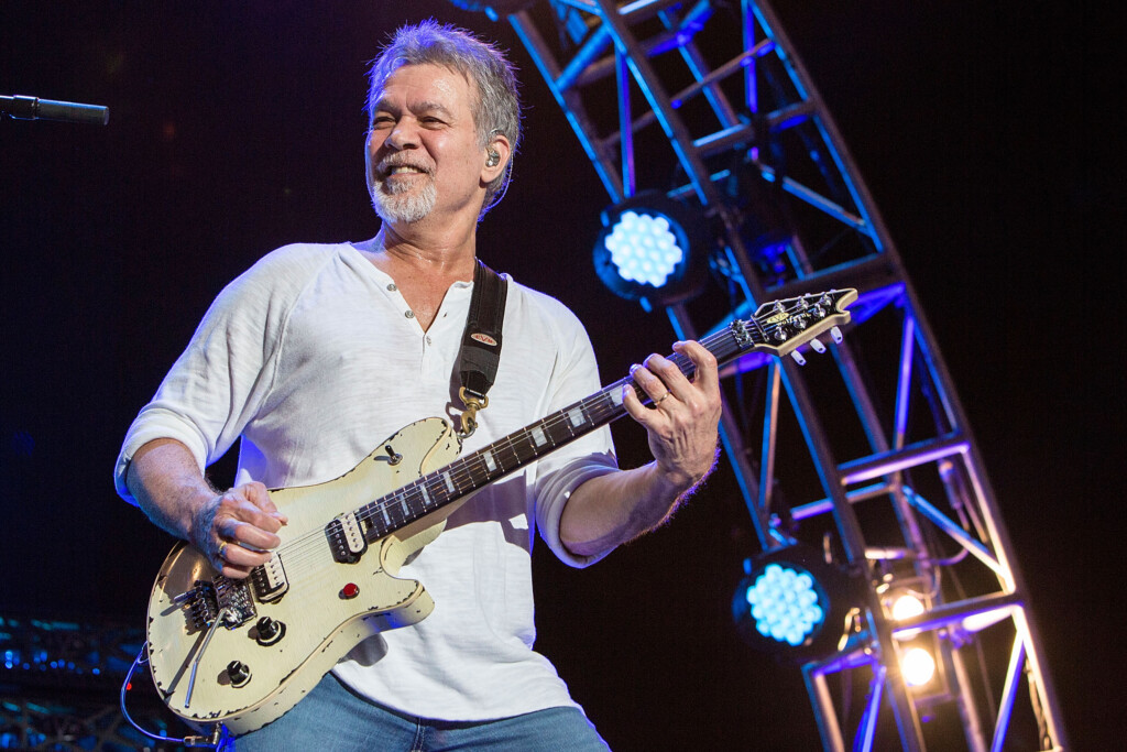 Picture Of Eddie Van Halen Graciously Taking Pic For Oblivious 39 Tool 