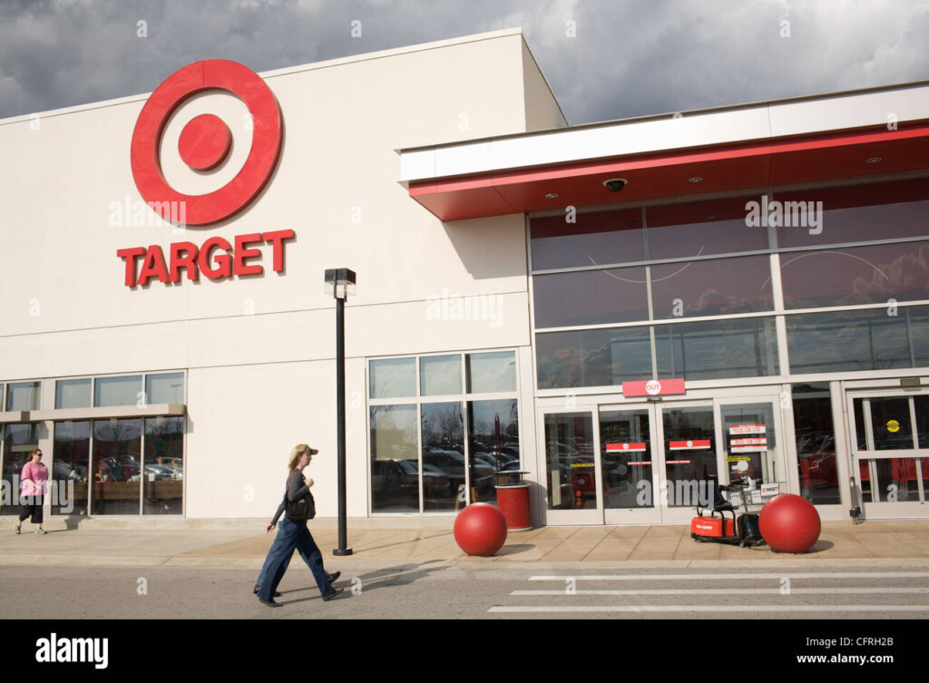 Target Shop America Hi res Stock Photography And Images Alamy